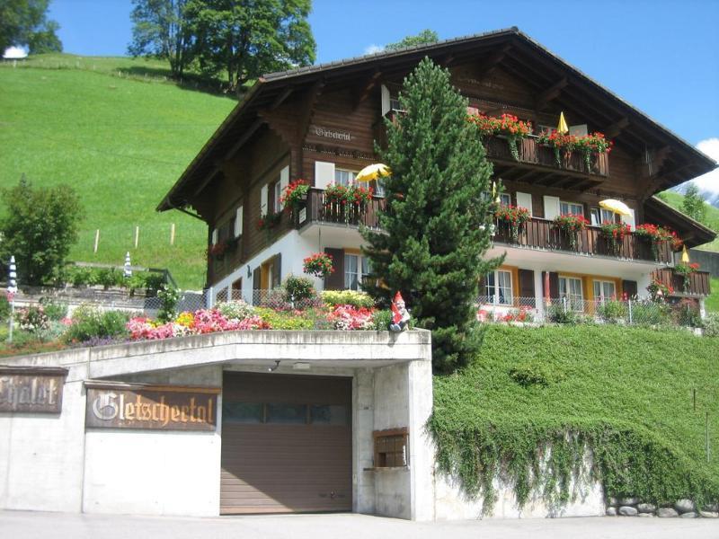 Hotel Gletschertal กรินเดลวัลด์ ภายนอก รูปภาพ