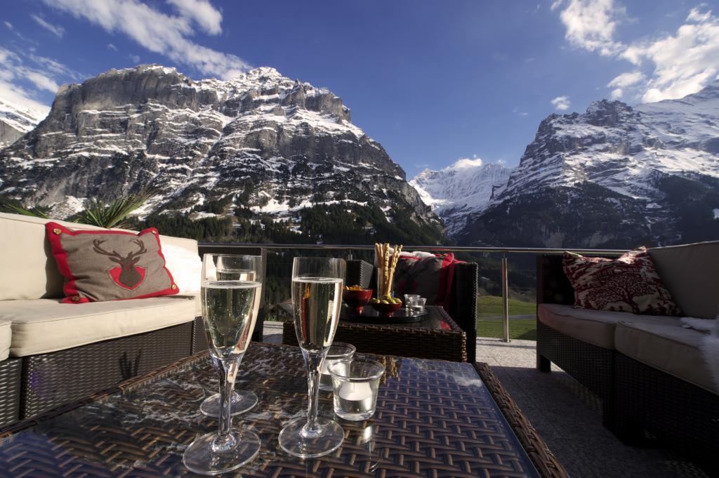 Hotel Gletschertal กรินเดลวัลด์ ภายนอก รูปภาพ